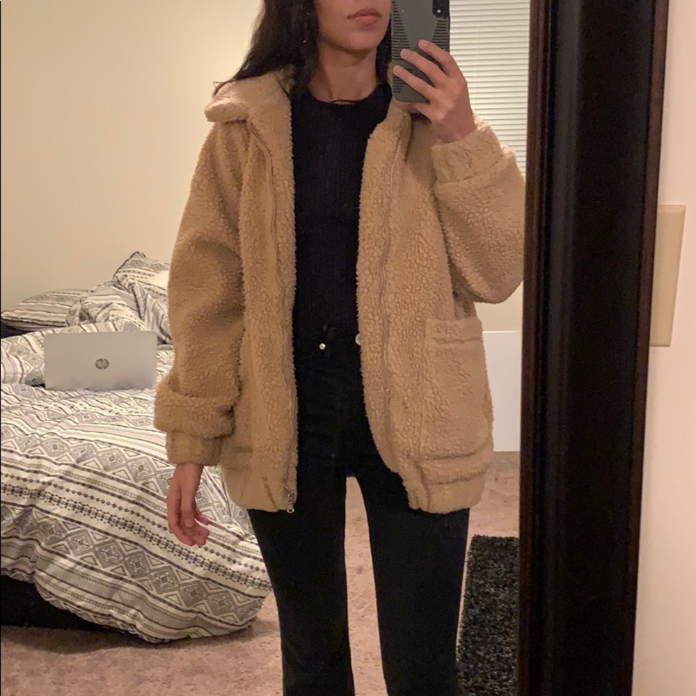 I am Gia teddy coat